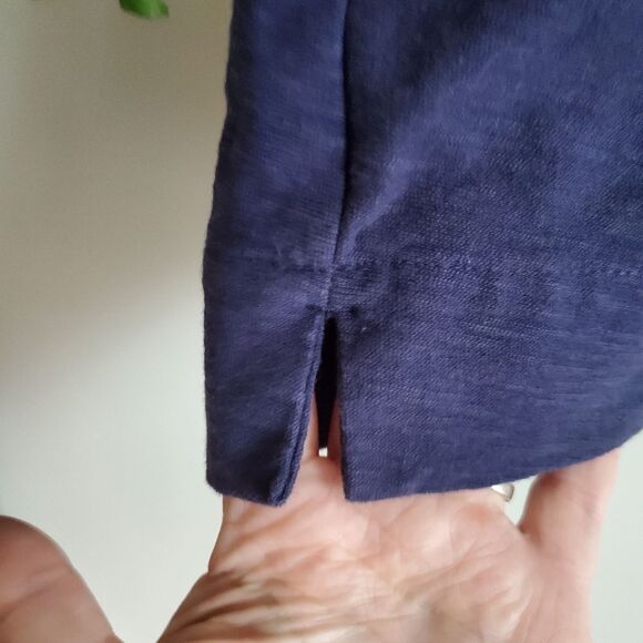 Vineyard vines blue flutter sleeve casual top size small - Picture 5 of 6